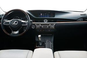Lexus ES 350 interior