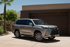 Lexus LX 550 1